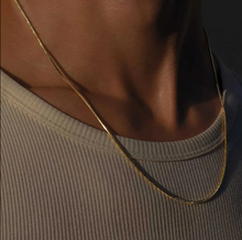 Cargar imagen en el visor de la galería, Titanium Moonluxe
