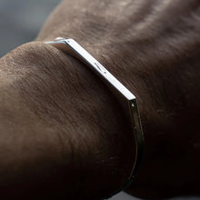 Cargar imagen en el visor de la galería, Brazalete Argenta
